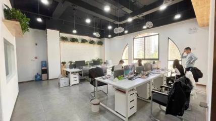 經開區(qū)企業(yè)再獲認可，科技中介服務助力創(chuàng)新騰飛